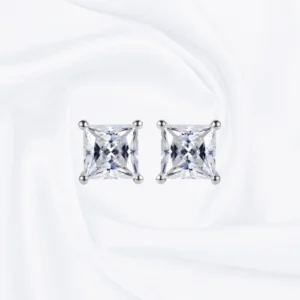 Sabrina Princess Stud Earring